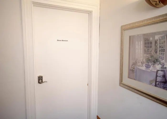Stone Mansion Sleeps 10-20 Free Tv & Parking Apartamento Chicago