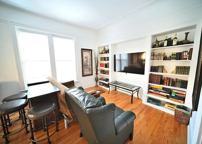 Apartamento Stone Mansion Sleeps 10-20 Free Tv & Parking *