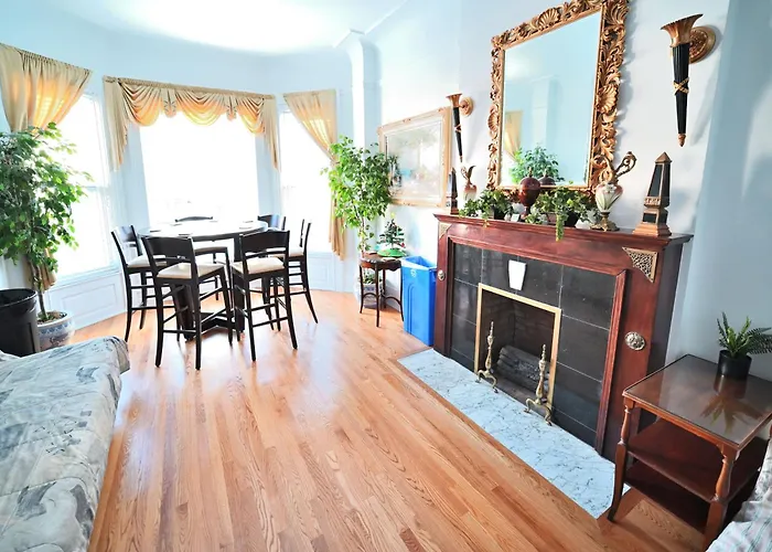Stone Mansion Sleeps 10-20 Free Tv & Parking Apartamento *