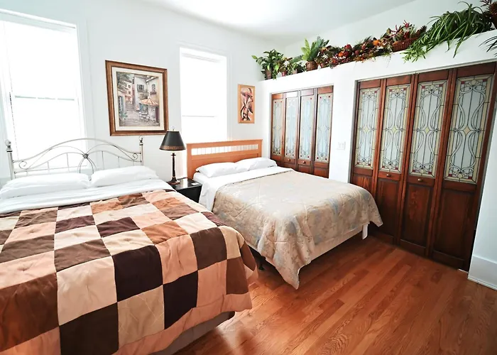 Stone Mansion Sleeps 10-20 Free Tv & Parking Apartamento Chicago